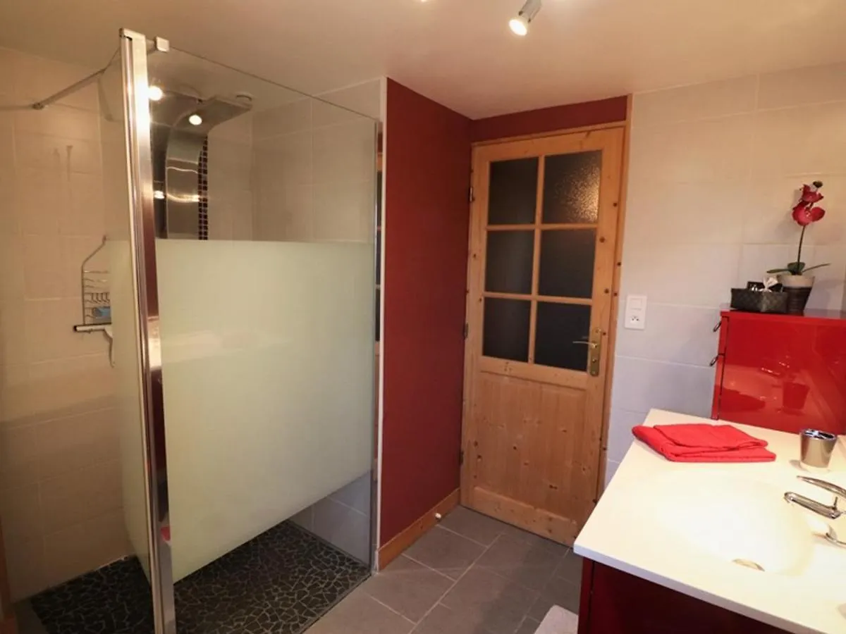Gite De Peche Renove Avec Jardin Pres Du Lac D'Enchanet - 6 Pers, 3 Chambres - Fr-1-742-208 Pleaux Holiday home
