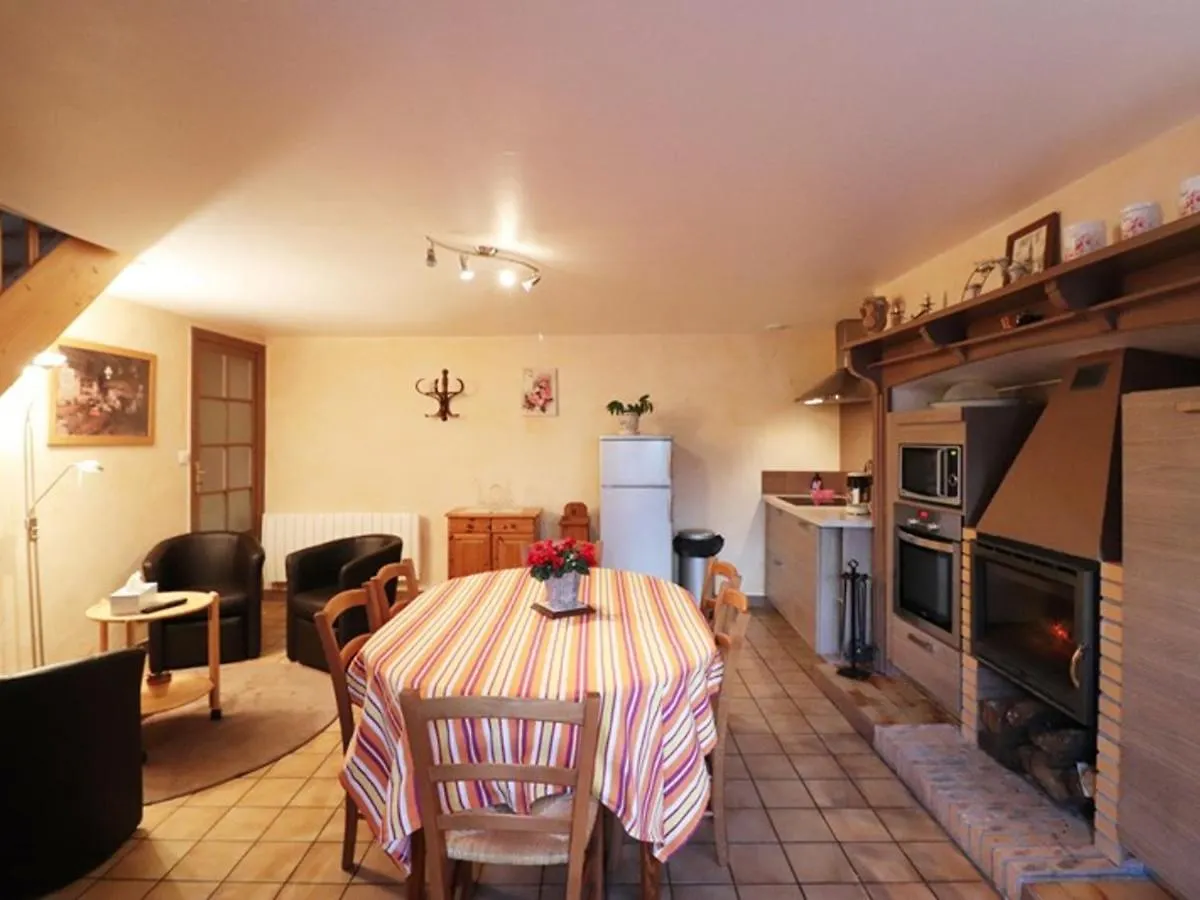 Gite De Peche Renove Avec Jardin Pres Du Lac D'Enchanet - 6 Pers, 3 Chambres - Fr-1-742-208 Pleaux 0*,