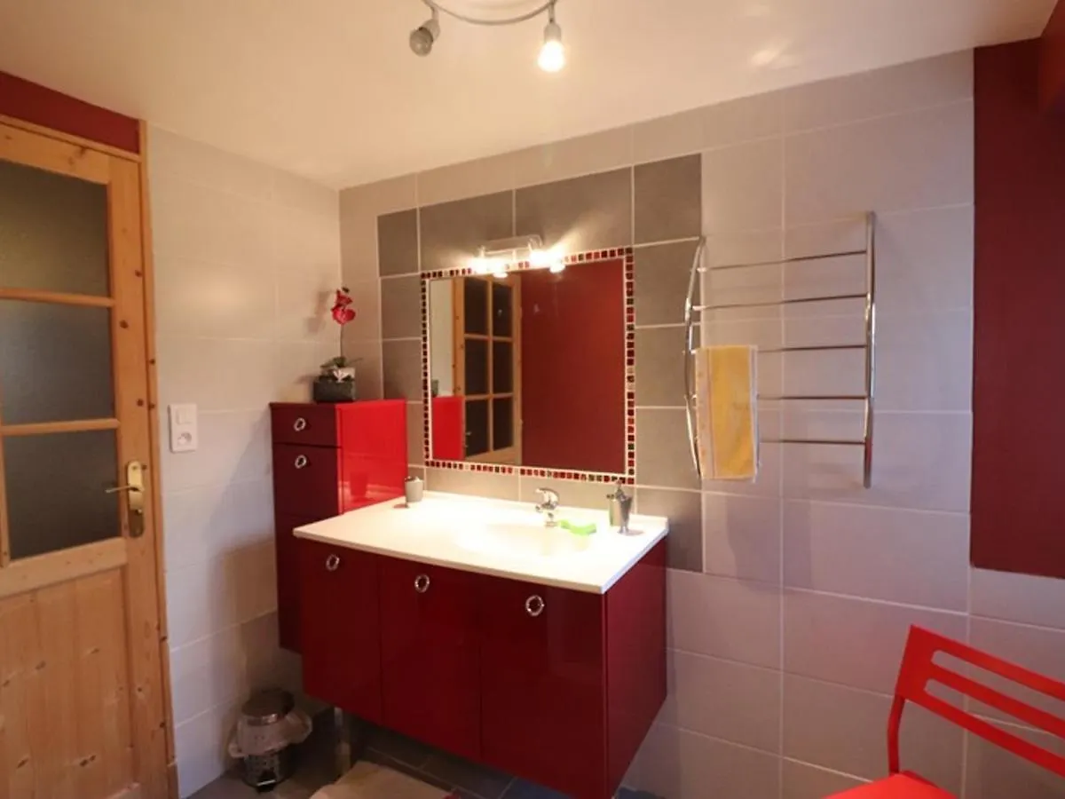 Holiday home Gite De Peche Renove Avec Jardin Pres Du Lac D'Enchanet - 6 Pers, 3 Chambres - Fr-1-742-208 Pleaux France